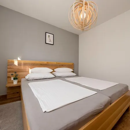 Apartment F Palit Rab