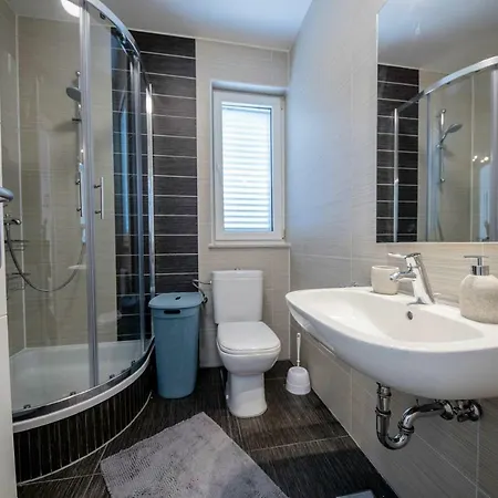 Apartment F Palit Rab *
